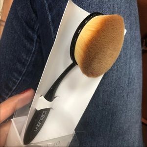 Celavi Cosmetics Oval Makeup Brush Set Artis Dupes